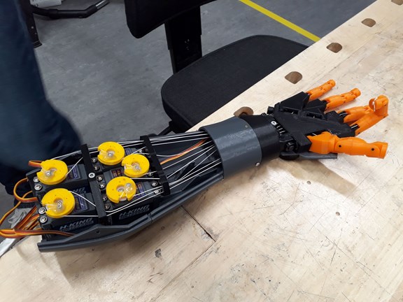 © Verein Wiener Jugendzentren Roboterarm